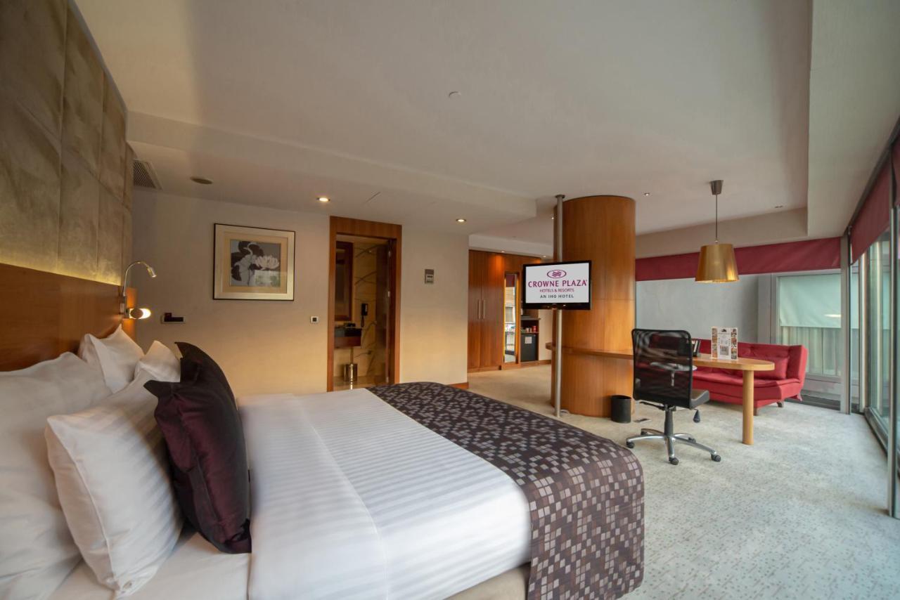 Hotel Crowne Plaza Istanbul Harbiye By Ihg Exterior foto Suite at the Crowne Plaza London - The Tower