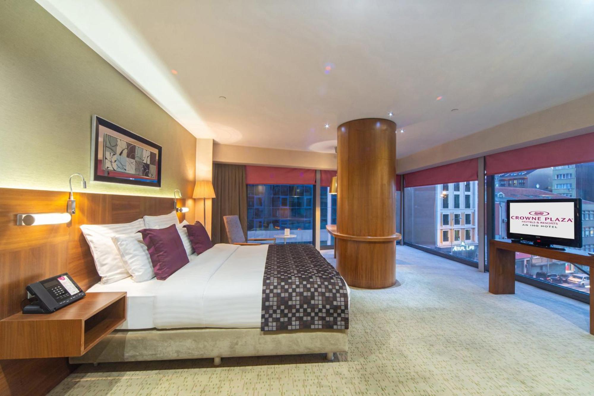 Hotel Crowne Plaza Istanbul Harbiye By Ihg Exterior foto Suite